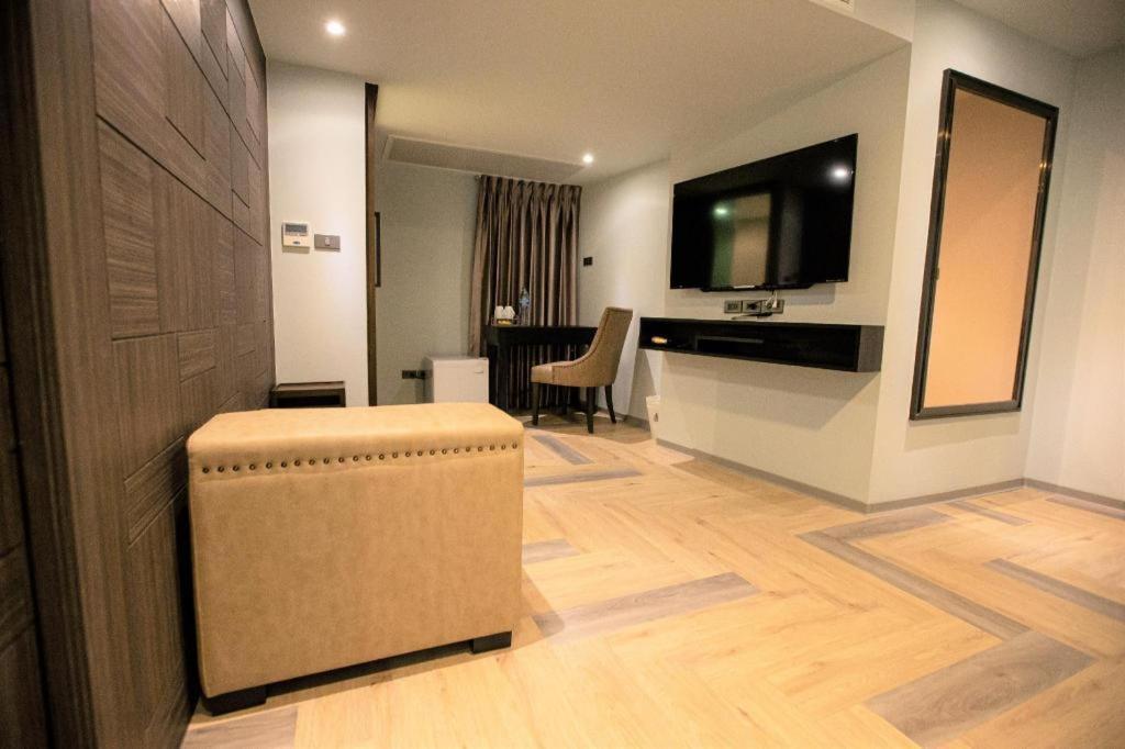First Pride Hotel 3*